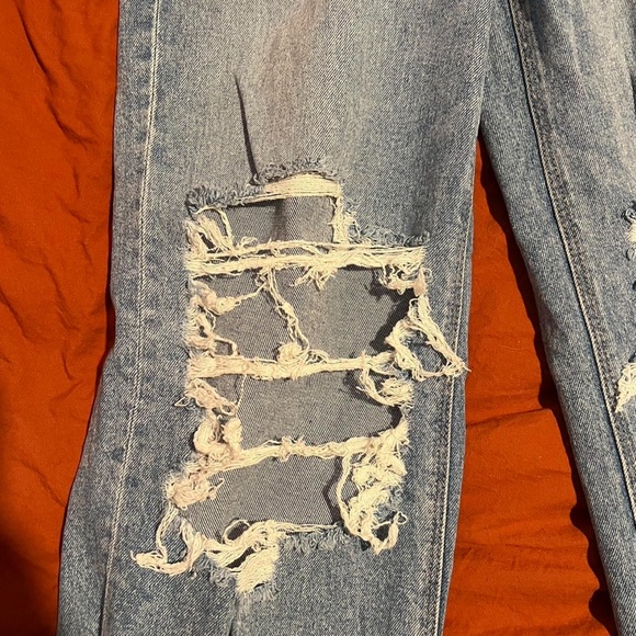 american eagle distressed denim - Picture 2 of 5